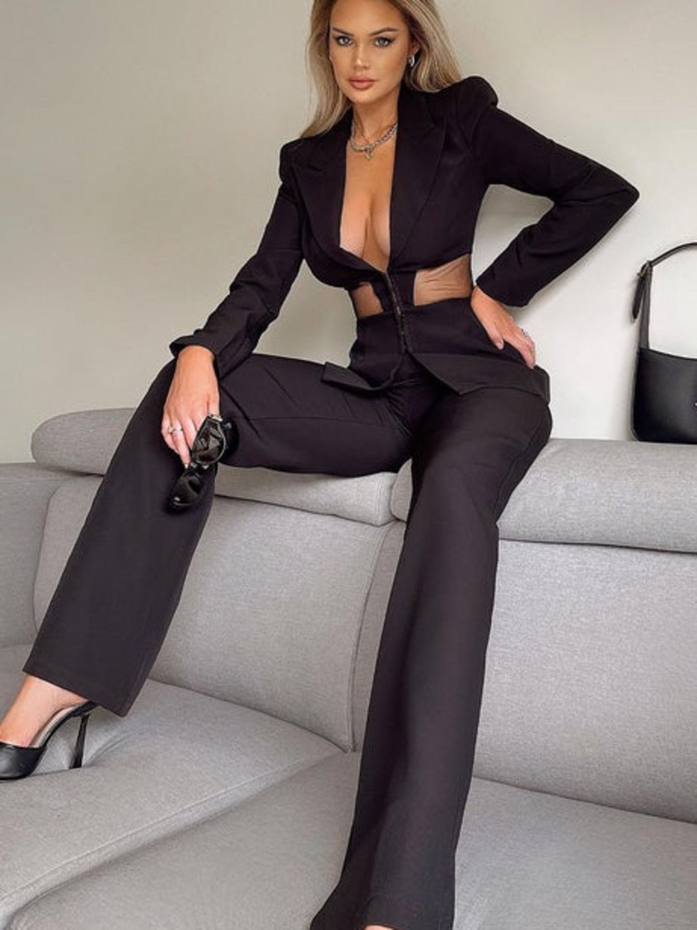 NEVER WORN: fashion nova Black Cutout Tailored Women's 2 piece suit